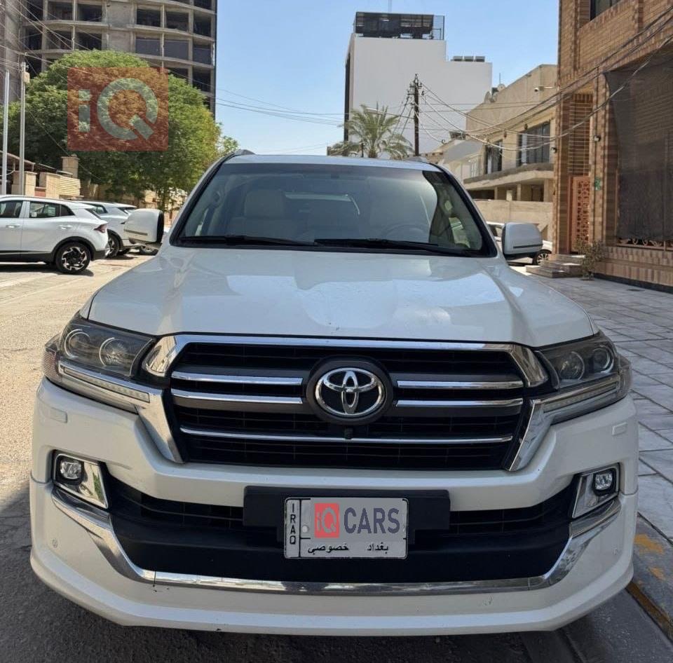 تويوتا لاندكروزر